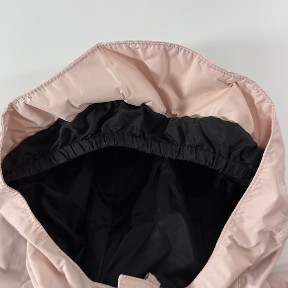 The North Face Light Pink and Black Jacket - Picture 11 of 11